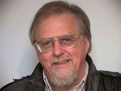 Canadian Journalist Gwynne Dyer speaks to Brentwood Students