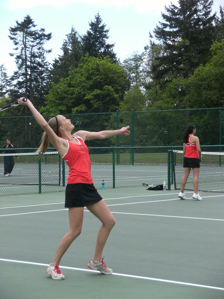 Silver at Provincials for the Tennis Team!
