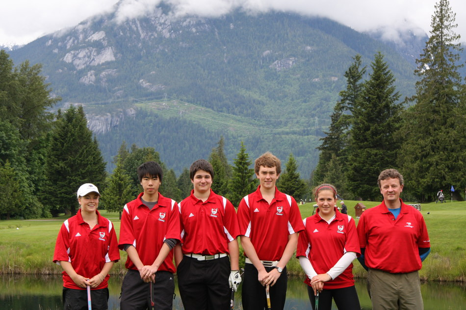 Brentwood Golf Team places 6th in Provincials