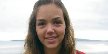 Brentwood Volleyball, Shelby M. Receives Award