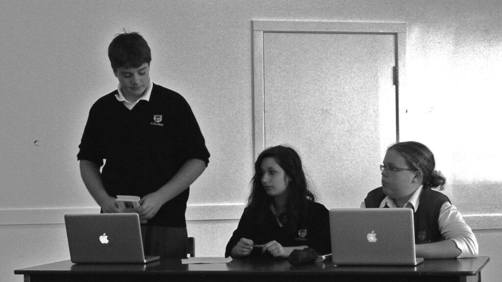 Seeing the Wind Again: Grade 9 Debate