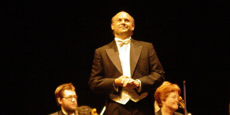 Butterfield Returns to Bunch Centre Stage