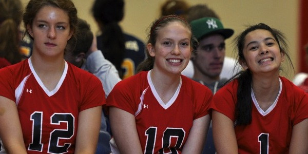 Brentwood Hosts Senior Volleyball Classic