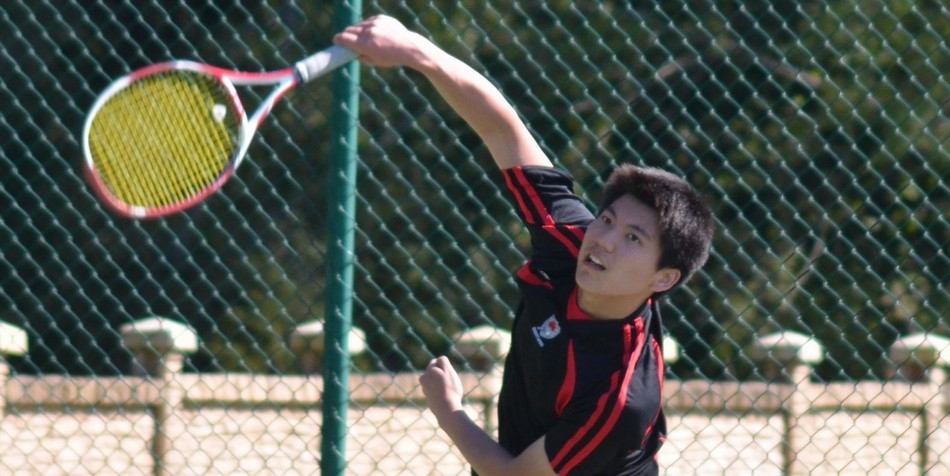 Tennis Opens Season with Silver