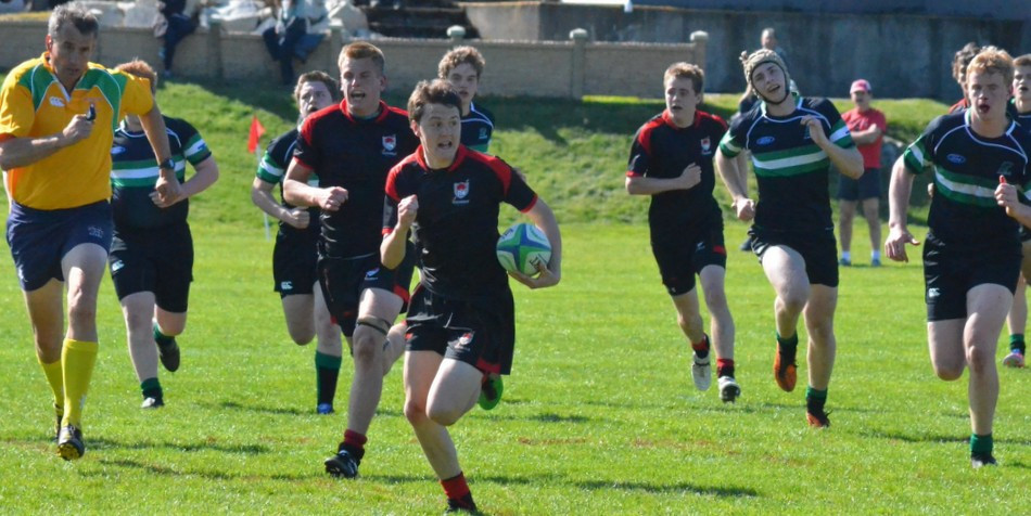 Senior Boys Outlast Oak Bay