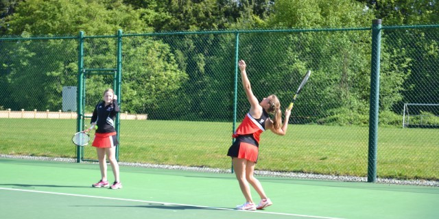 Senior Girls Raise a Racquet at Tennis ISAs