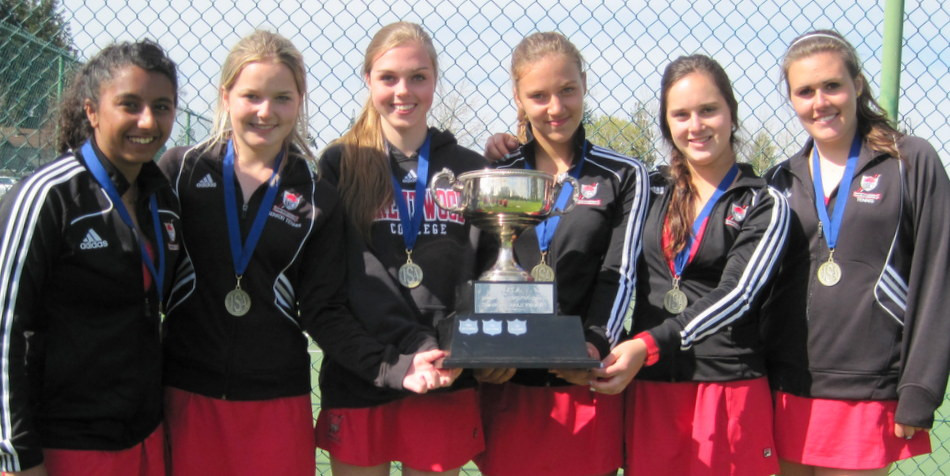 Quintuple Tennis Trophy Queens