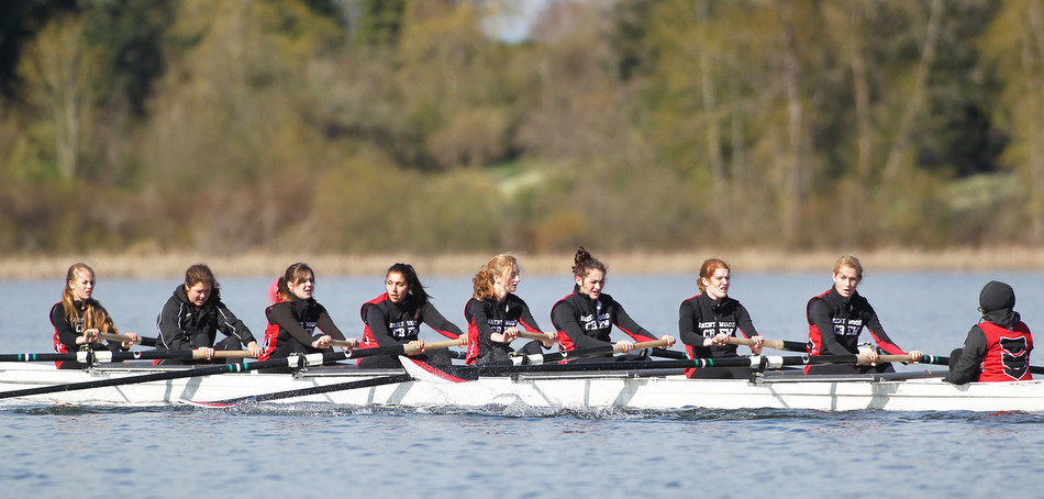 Girls’ Rowing