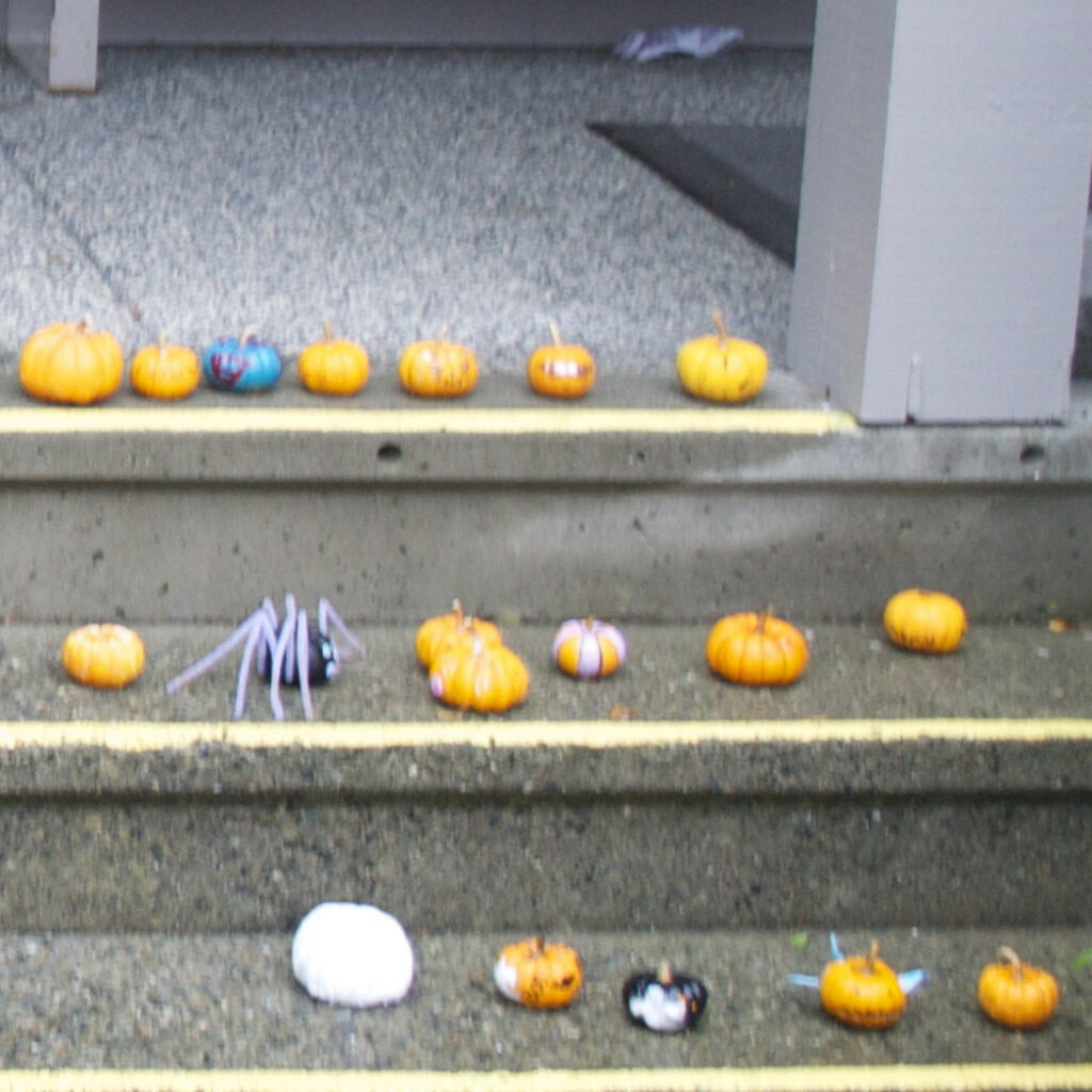 Mini Masterpieces: Alex House Pumpkin Decorating