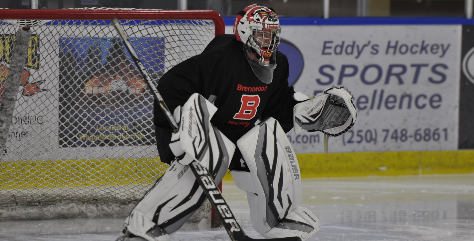 Hockey Wins Season Opener