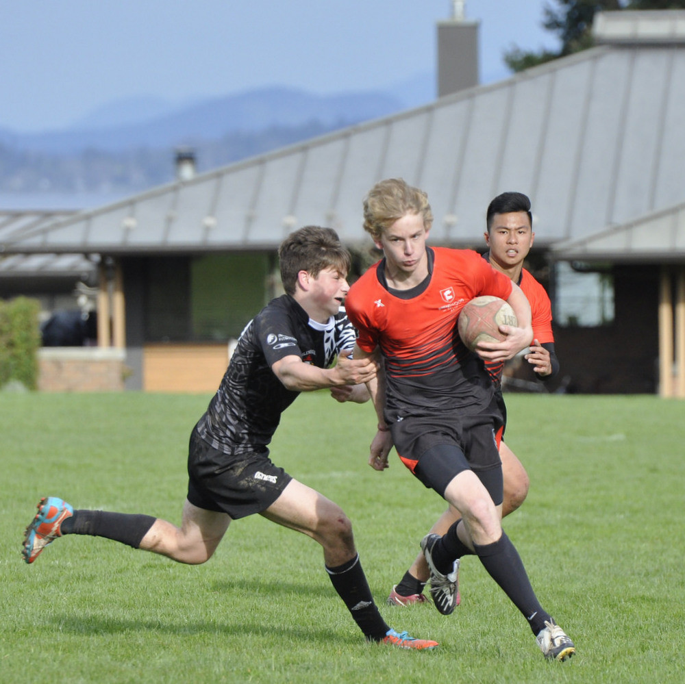 Senior Boys Rugby Clips Eagles in Season Opener