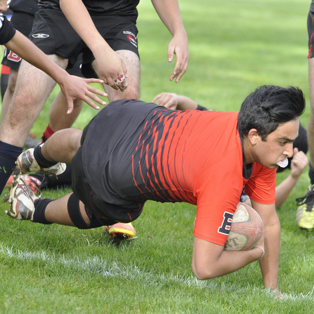 Senior Boys Rugby Clips Eagles in Season Opener