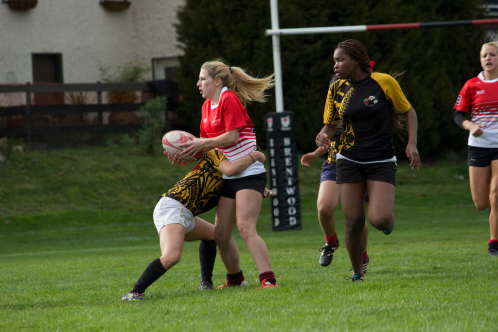 Girl 7s Win Island Gold