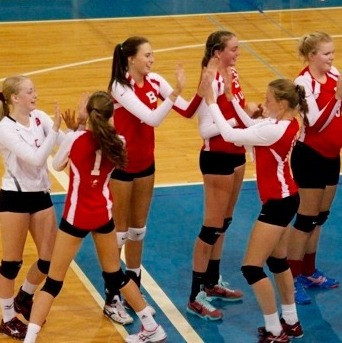 Senior Volleyball Gets Started