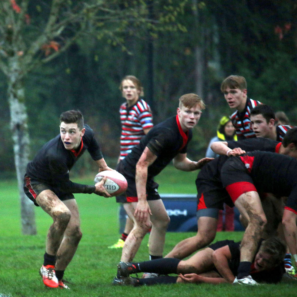 Brentwood Rugby Warms Up