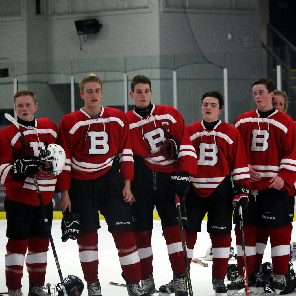 Ice Hockey on the Move
