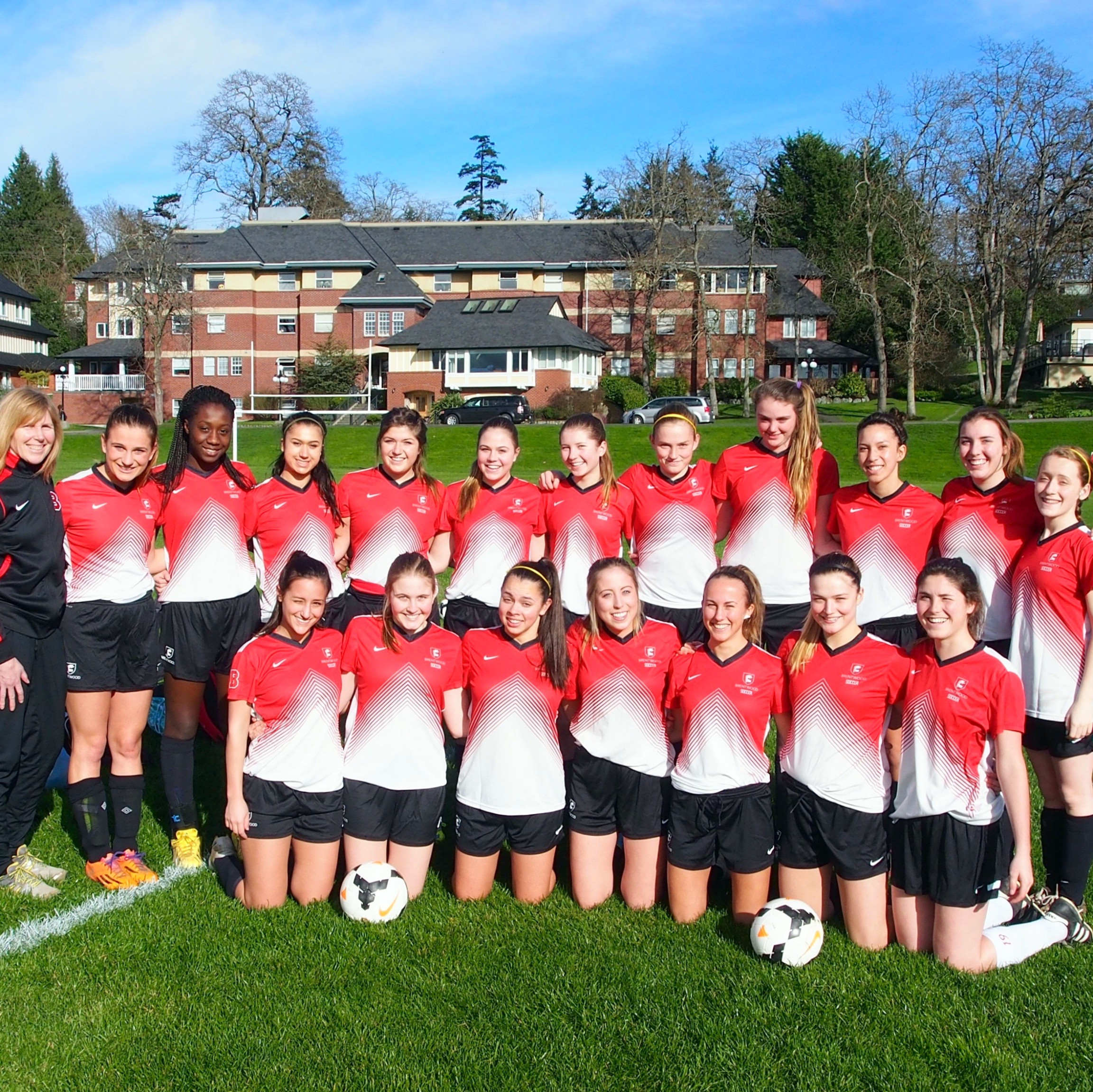 Senior Soccer Opens Season 1