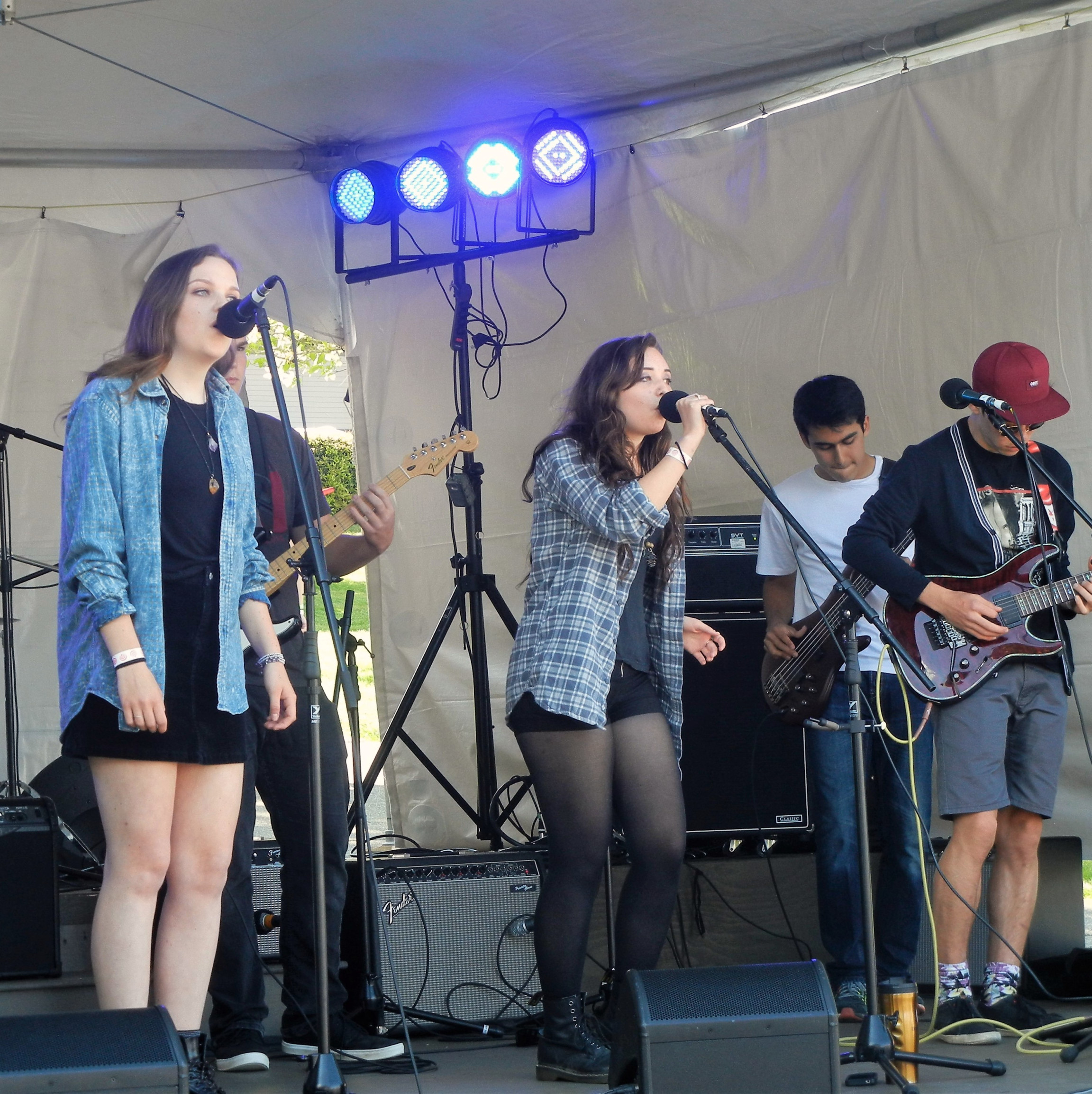 Regatta Rock: Entertainment on the Outdoor Stage