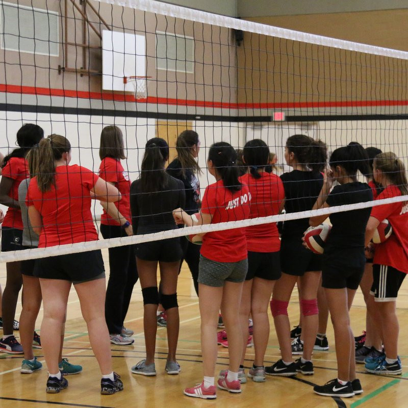 Junior A Volleyball Jumpstarts Season