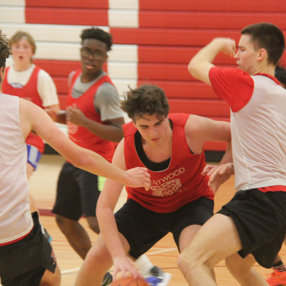 Intrasquad Hoops