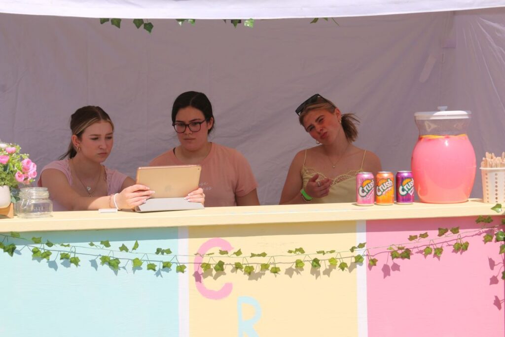 Entre Booths & Food Services - Fuelling Regatta 2025
