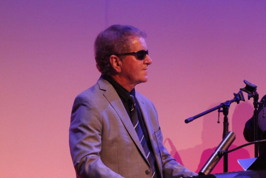 Concert for a Summer's Eve: A Farewell to Mr Newns