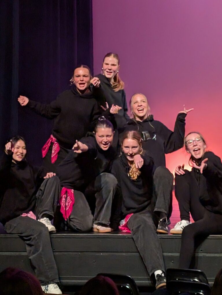 Airband - House Pride Takes The Stage